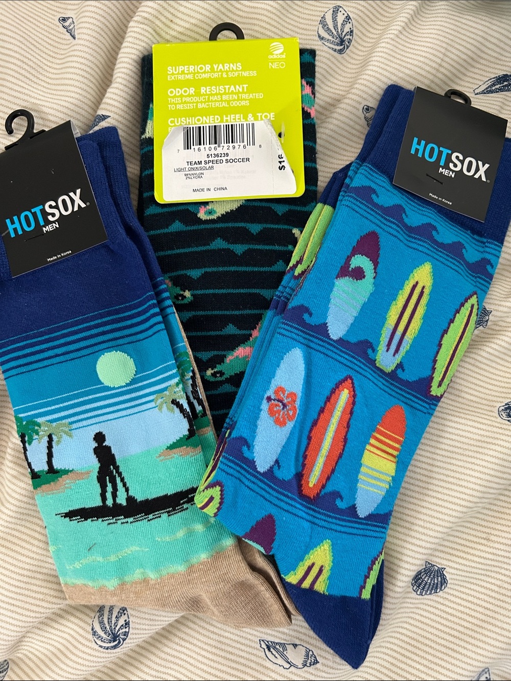 Hot Sox Men Surfboard Crew Socks - Blue, Teal, Navy
